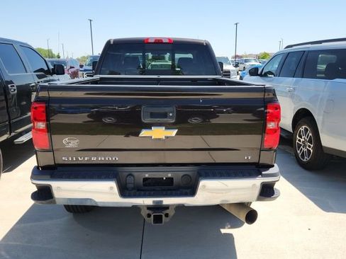 Used 2019 Chevrolet Silverado 2500 LT w/ LT Convenience Package AWD/4WD image 2