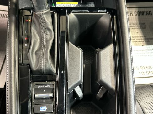 Used 2023 Honda Accord Touring image 7