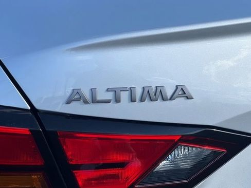 Used 2023 Nissan Altima 2.5 SV image 35