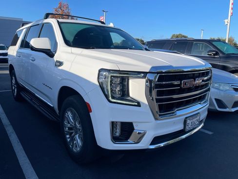 Used 2024 GMC Yukon XL SLT w/ SLT Luxury Package AWD/4WD image 1
