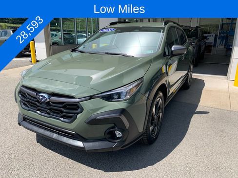 Used 2024 Subaru Crosstrek 2.5i Limited w/ Crosstrek Mirror Package AWD/4WD image 2