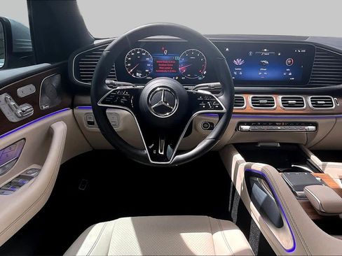 Used 2024 Mercedes-Benz GLE 350 4MATIC image 6