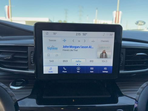 Certified 2023 Ford Explorer Limited w/ Equipment Group 301A image 17