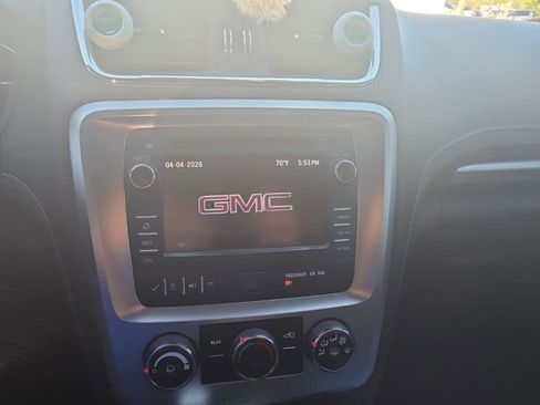 Used 2014 GMC Acadia SLE image 14