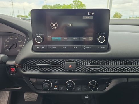 Certified 2024 Honda HR-V Sport image 17