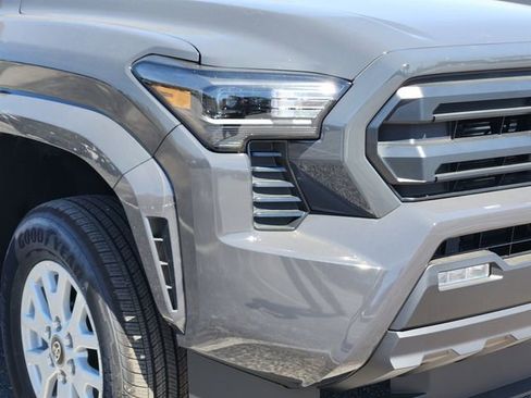 New 2026 Toyota Tacoma SR5 AWD/4WD image 7