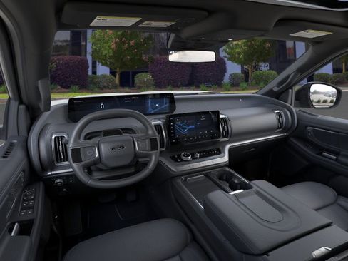 New 2026 Ford Expedition Platinum w/ Stealth Appearance Package image 9