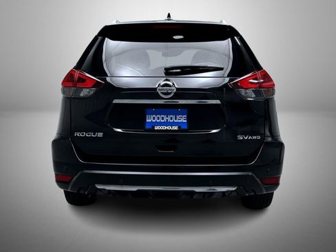 Used 2019 Nissan Rogue SV w/ Sun & Sound Touring Package AWD/4WD image 6
