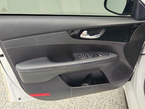 Used 2021 Kia Forte GT-Line image 10