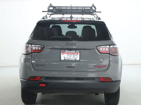 Used 2023 Jeep Compass Trailhawk w/ Trailhawk Convenience Group AWD/4WD image 42