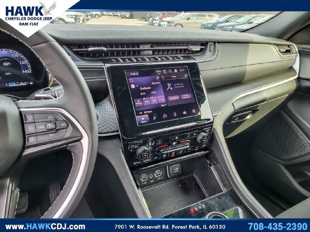 Certified 2025 Jeep Grand Cherokee Laredo X w/ Luxury Tech Group I AWD/4WD image 22