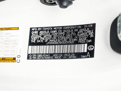 Used 2019 Lexus RC 300 image 38