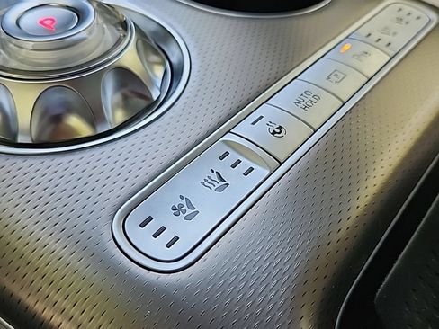 Certified 2024 Genesis GV60 Advanced AWD/4WD image 25