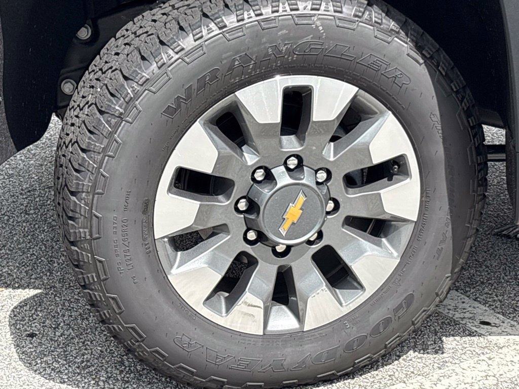 New 2026 Chevrolet Silverado 2500 Custom w/ Custom Value Package AWD/4WD image 5