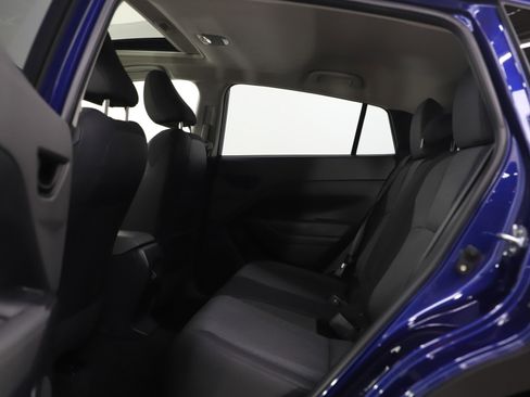 Used 2024 Subaru Crosstrek 2.0i Premium image 17