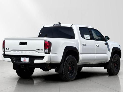 Used 2019 Toyota Tacoma TRD Pro AWD/4WD image 4