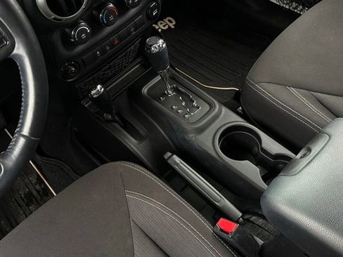 Used 2014 Jeep Wrangler Sahara w/ Dual Top Group AWD/4WD image 25