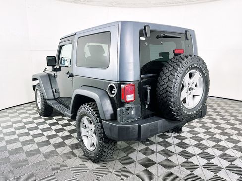 Used 2010 Jeep Wrangler Rubicon w/ Dual Top Group image 5