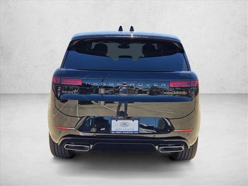 New 2026 Land Rover Range Rover Sport Dynamic SE image 8
