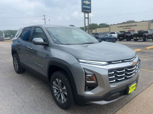 New 2026 Chevrolet Equinox LT FWD image 7