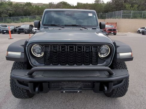 Used 2024 Jeep Wrangler Unlimited AWD/4WD image 6