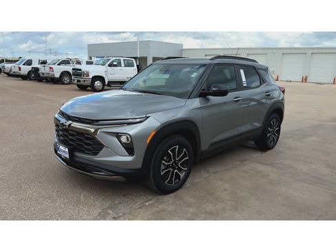 New 2026 Chevrolet TrailBlazer ACTIV FWD image 4
