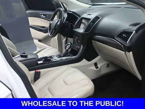 Used 2015 Ford Edge Titanium FWD image 22