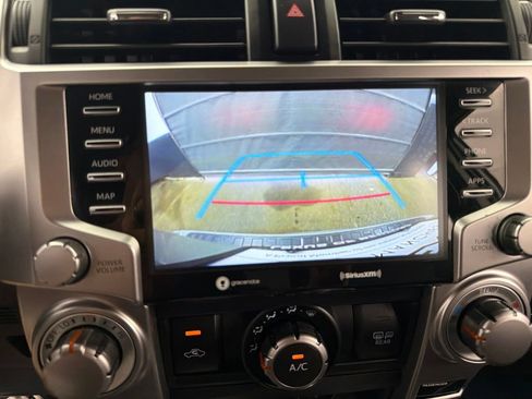 Used 2022 Toyota 4Runner TRD Sport AWD/4WD image 17