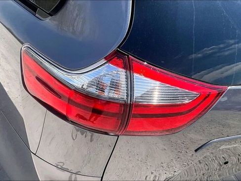Used 2020 Toyota Sienna XLE w/ XLE Navigation Package FWD image 30