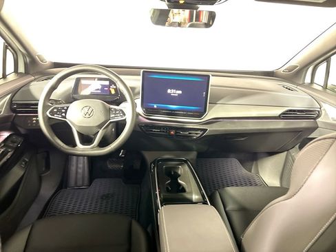 New 2025 Volkswagen ID.4 Pro S Plus image 12