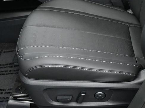 New 2027 INFINITI QX60 Luxe w/ Cargo Package AWD/4WD image 17