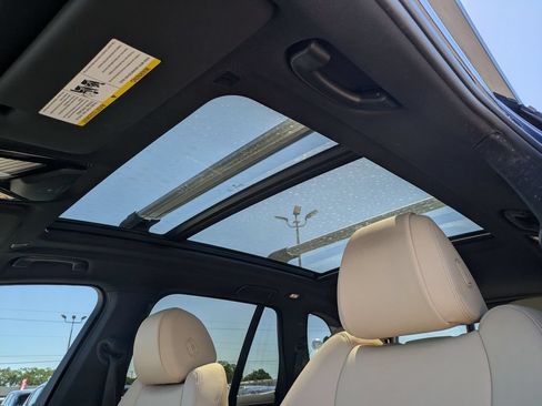 Used 2021 BMW X5 xDrive40i w/ Convenience Package AWD/4WD image 14