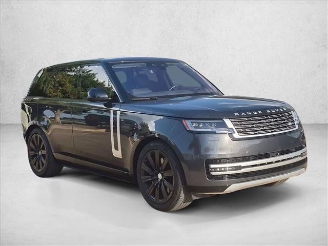 Used 2023 Land Rover Range Rover Autobiography AWD/4WD image 3