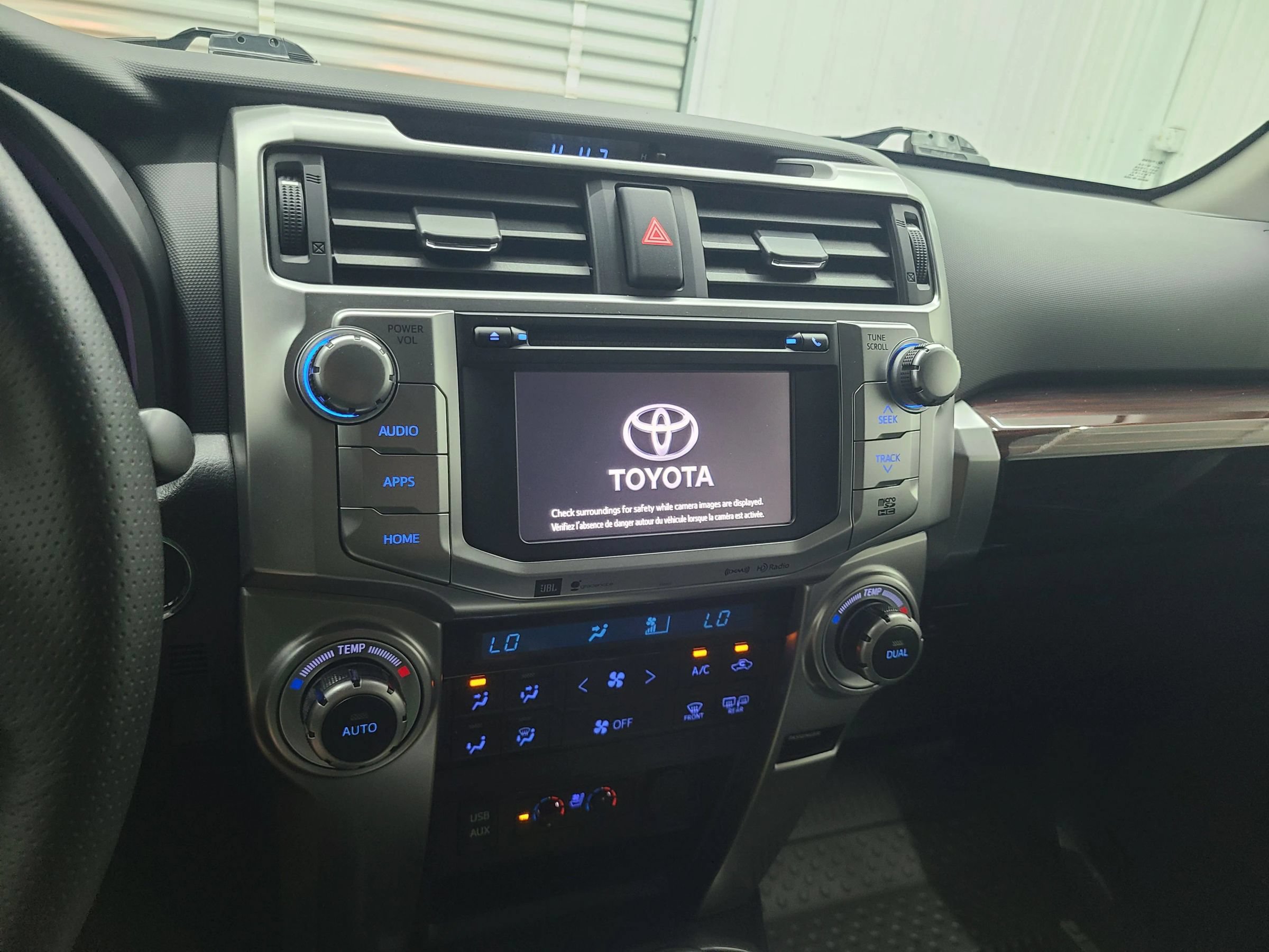 Used 2017 Toyota 4Runner Limited AWD/4WD image 26