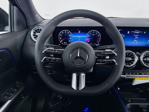 New 2026 Mercedes-Benz GLA 250 image 4