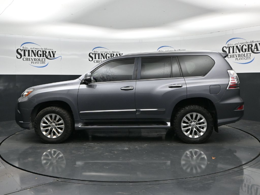 Used 2017 Lexus GX 460 Premium w/ Premium Package AWD/4WD image 4