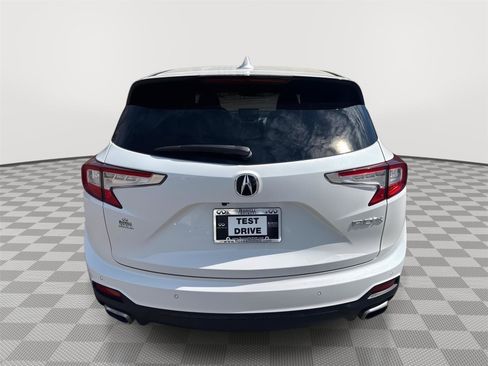 Used 2023 Acura RDX FWD w/ Technology Package image 7