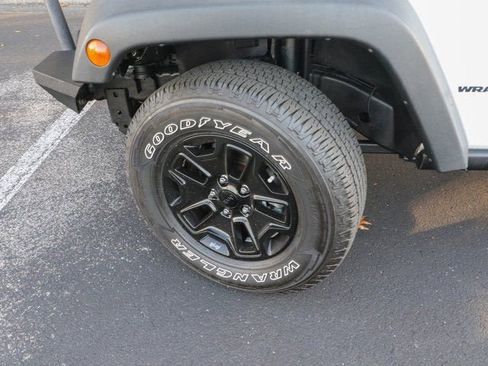 Used 2015 Jeep Wrangler Sport AWD/4WD image 25