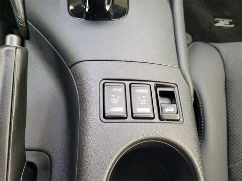 Certified 2024 Nissan Z Performance w/ Floor Mat Package image 19