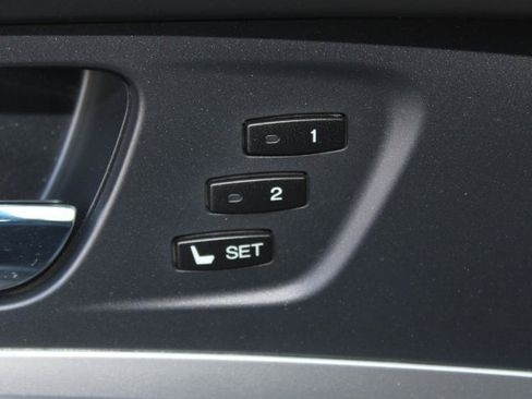 Used 2018 Acura RLX w/ Technology Package FWD image 25