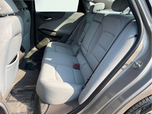 Used 2022 Chevrolet Malibu LT FWD image 14