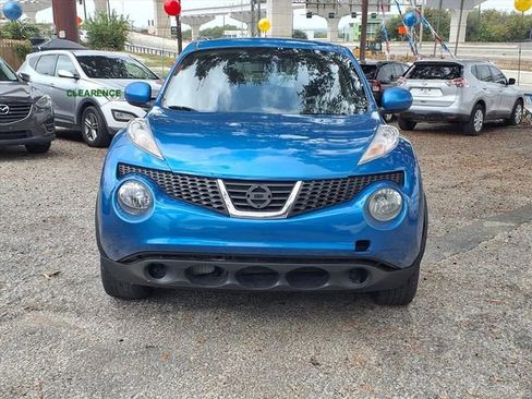 Used 2012 Nissan Juke S FWD image 2