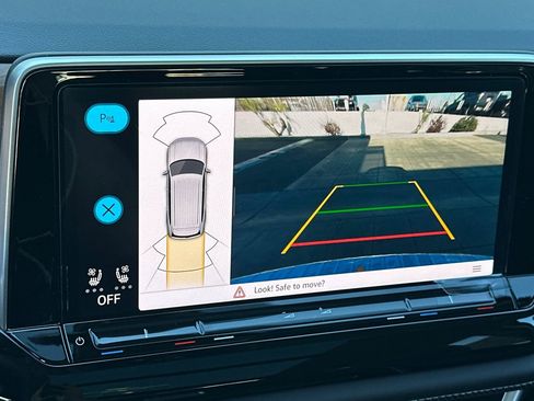 New 2026 Volkswagen Atlas SE FWD image 18