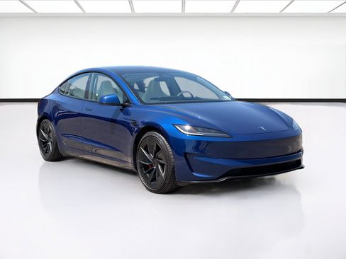 Used 2025 Tesla Model 3 Performance AWD/4WD image 3
