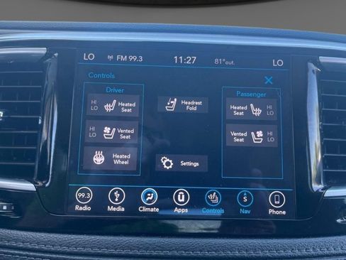 Used 2019 Chrysler Pacifica Limited FWD image 17