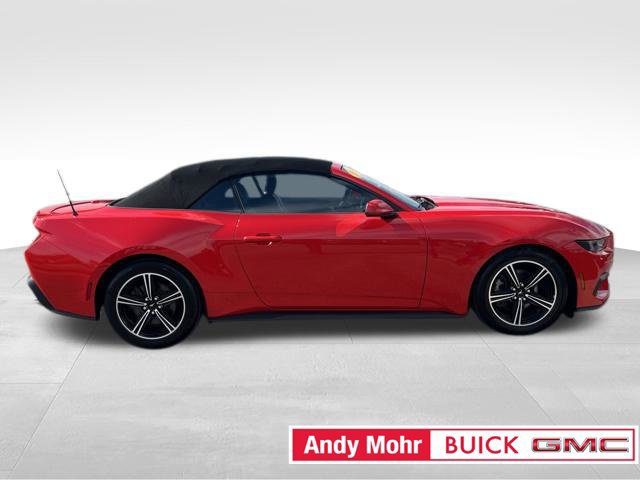 Used 2025 Ford Mustang Premium RWD image 12