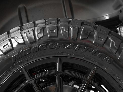 Used 2026 Ford F150 Raptor w/ Equipment Group 803A Raptor R AWD/4WD image 36