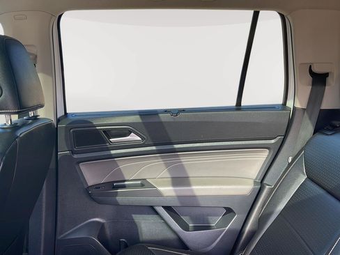 Used 2023 Volkswagen Atlas SE w/ Panoramic Sunroof Package AWD/4WD image 10