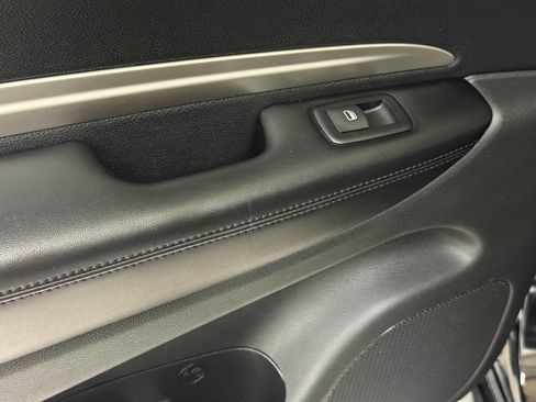 Used 2017 Dodge Durango GT w/ Nav & Power Liftgate Group RWD image 28