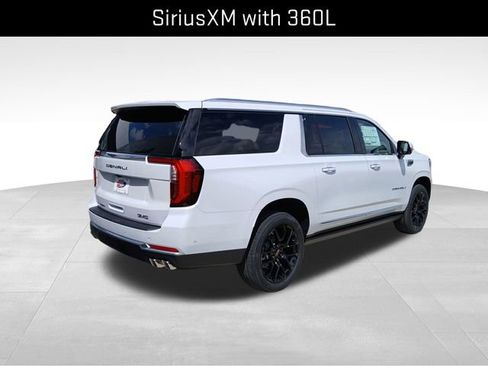 New 2026 GMC Yukon XL Denali w/ Sun & Power Step Package AWD/4WD image 5